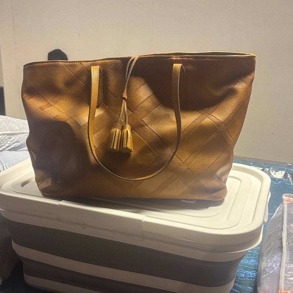 Elegant Brown Leather Tote Bag